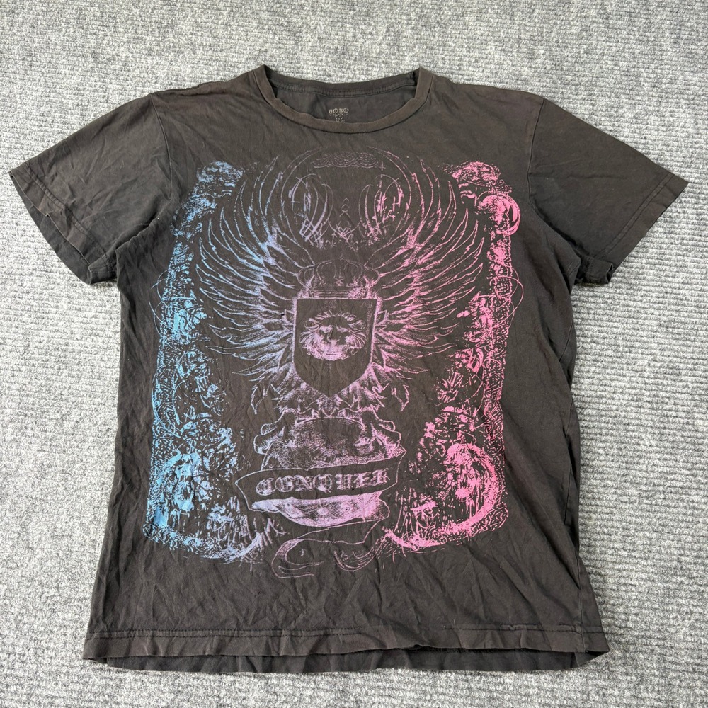 Bongo Mens Graphic T-Shirt Black Pink Blue Wings Lion Crest Conquer Size M 3926